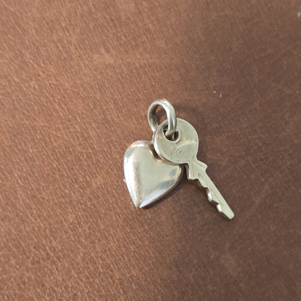 Vintage 14k Gold Key To My Heart Charm